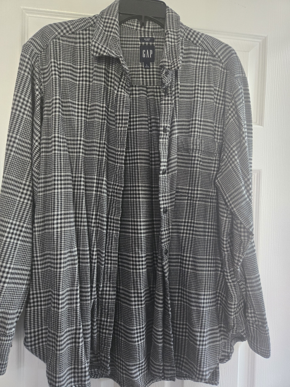 GAP Black & White Plaid Button-Down Flannel Shirt